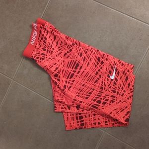 Nike Pro Capri Leggings